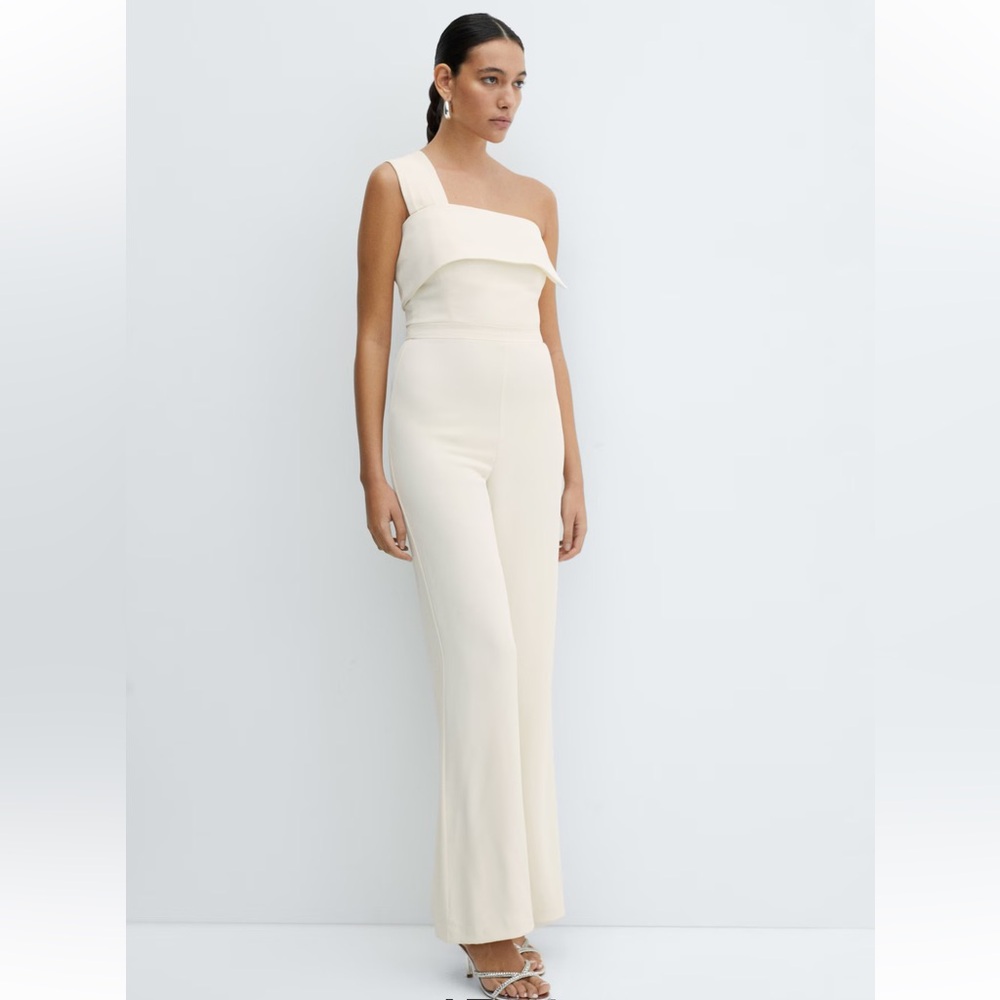 Mango NWT Elegant Cream One Shoulder Ruffled Asymmetric Jumpsuit (Size XS)